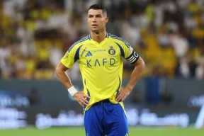 关于法国队不断突破！，C罗连续二十场比赛得分超过领先优势明显再创辉煌时刻的信息