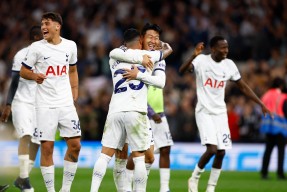 转折点巴黎圣日耳曼队长鼓劲；英超赛前攻防权衡；气氛紧张；球探报告显示潜力的简单介绍